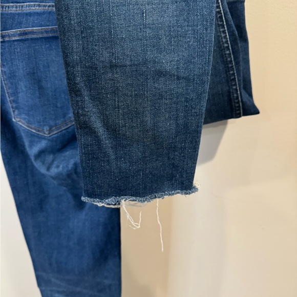 Madewell 9” High-Rise Skinny Crop Jeans: Destructed-Hem Edition - Picture 9 of 9